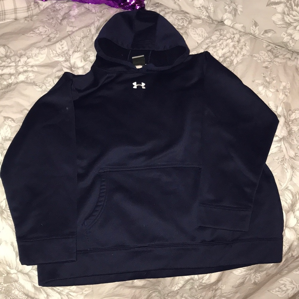 Youth Under Armour sweatshirt🙉🎊